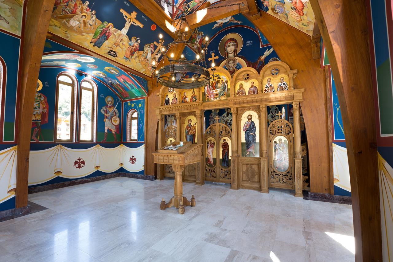Bed and Breakfast Etno Naselje Vrdnicka Kula Врдник Экстерьер фото