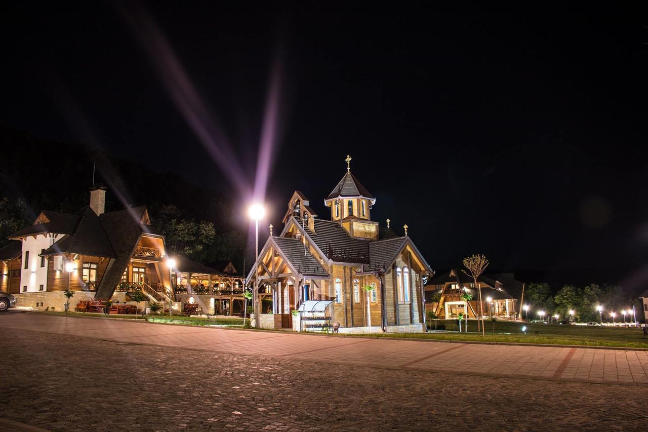 Bed and Breakfast Etno Naselje Vrdnicka Kula Врдник Экстерьер фото